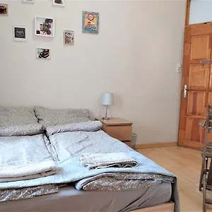 Aurora Budapeszt