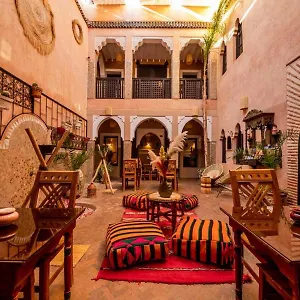 7 Saints Riad